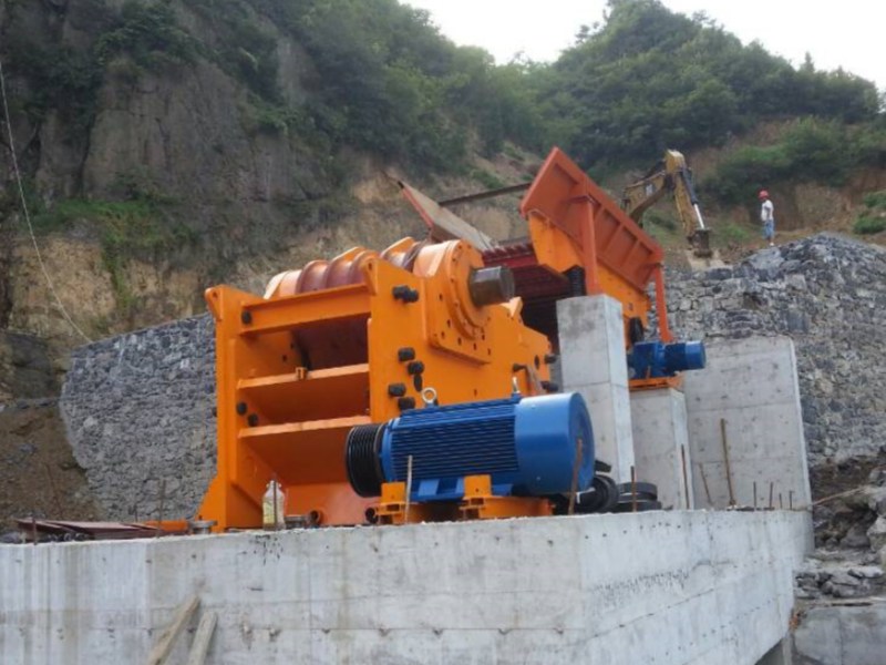 顎式破碎機(jī)